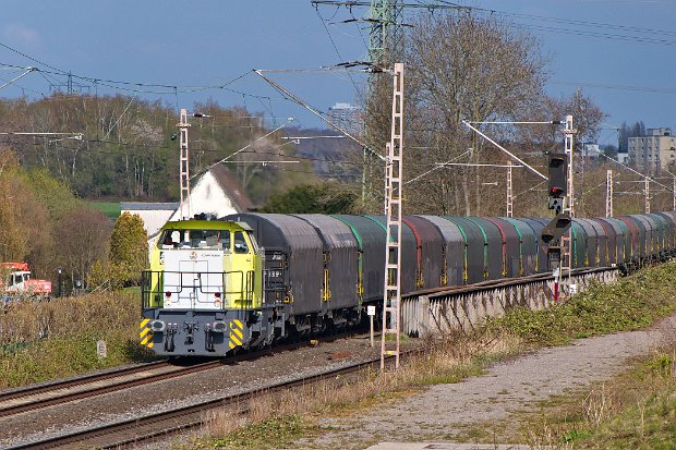 274 108