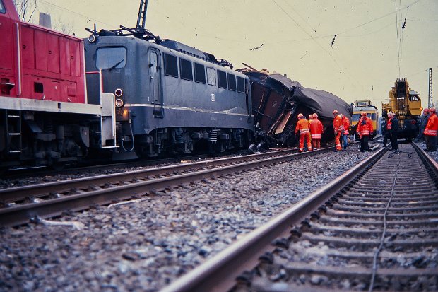 290 151
