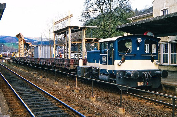 332 089