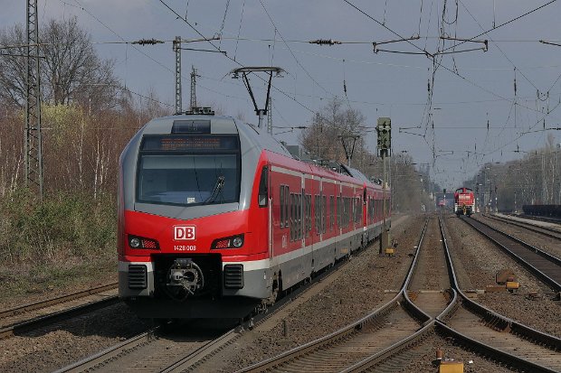 1428 008
