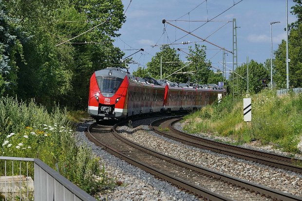 1440 038