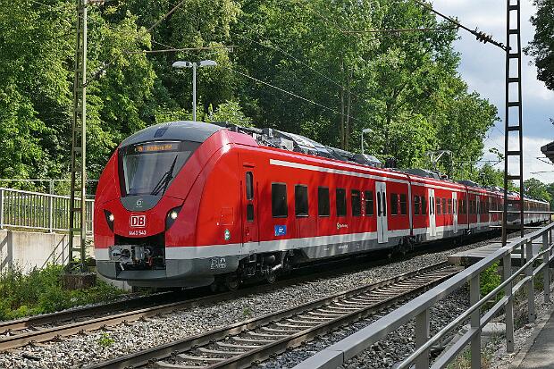 1440 043