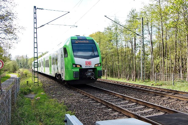 3427 002