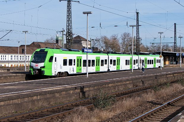 3427 007