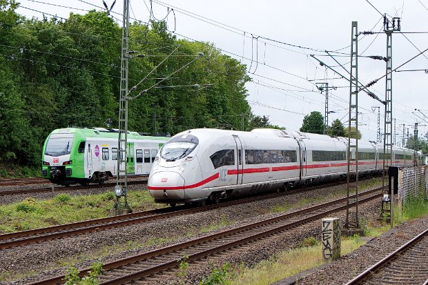 3427 017