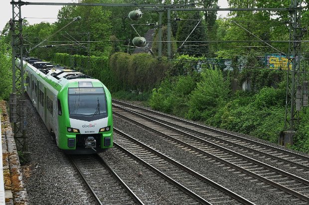 3429 018