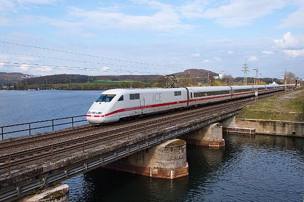 401 006