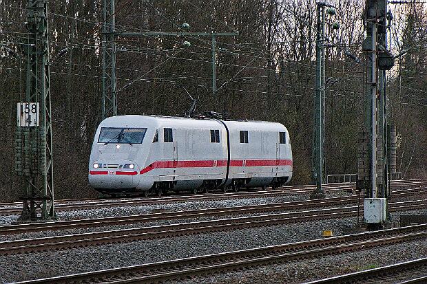 401 053
