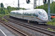 403 022 - 2025-07-10-052 Bochum Ehrenfeld 403 022 & 403 504 Regenbogen-ICE.