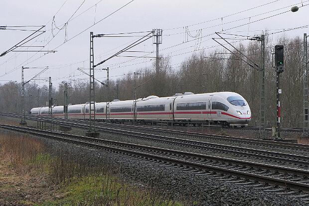 403 020