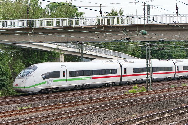407 006