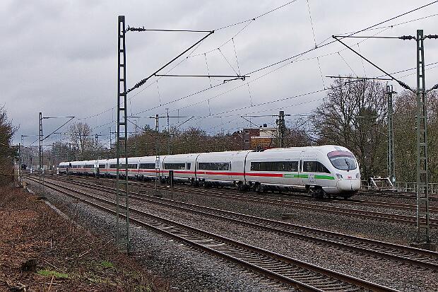 411 052