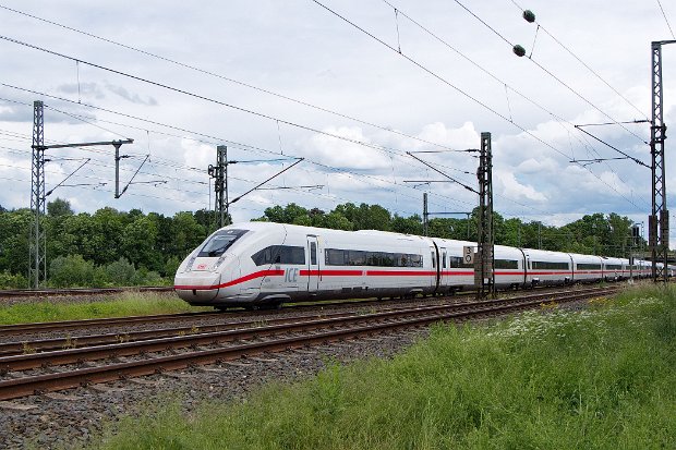 412 029