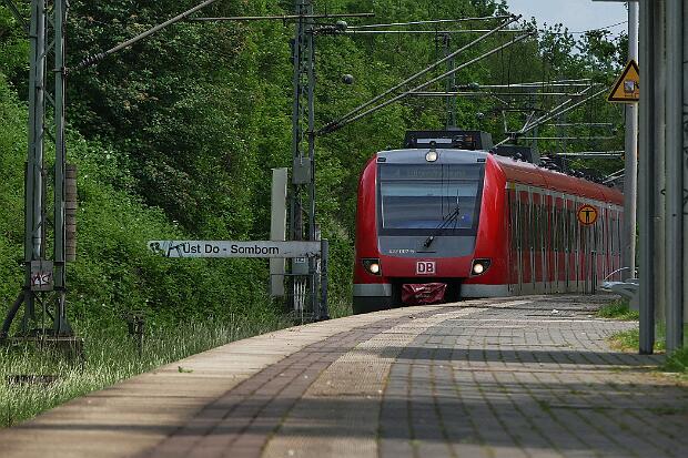 422 007