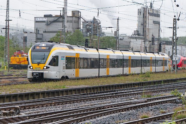 429 014