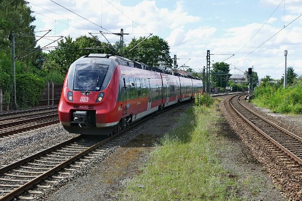 442 250