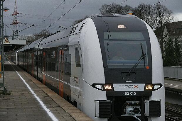 462 010