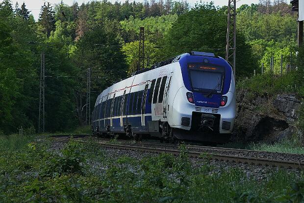 9442 357