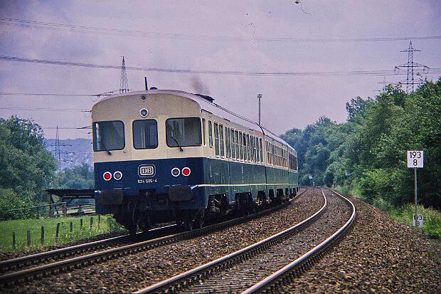 624 505