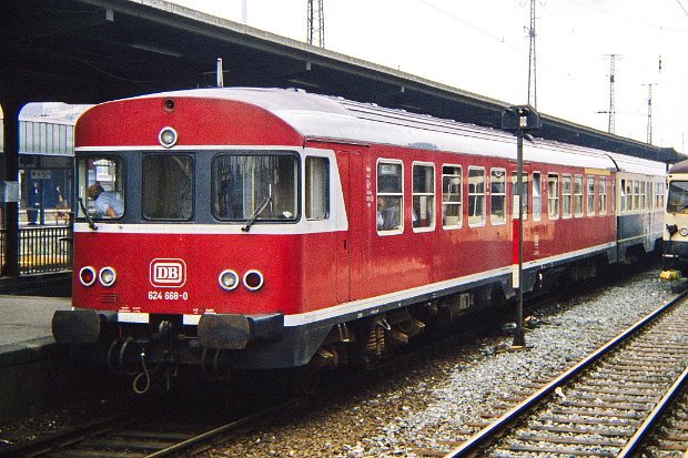 624 668