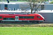 632 110 - 2025-04-27-022 Neuenrade Küntrop 632 105 (vorne) und 632 110 (hinten) fahren nach Fröndenberg.