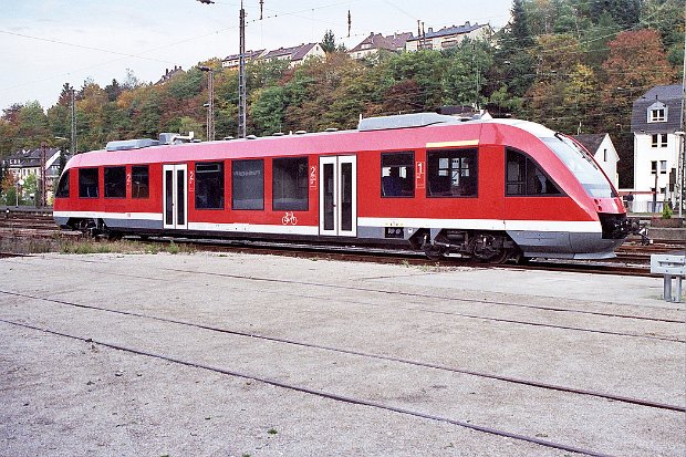 640 020
