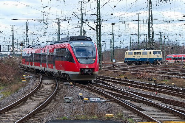 644 021