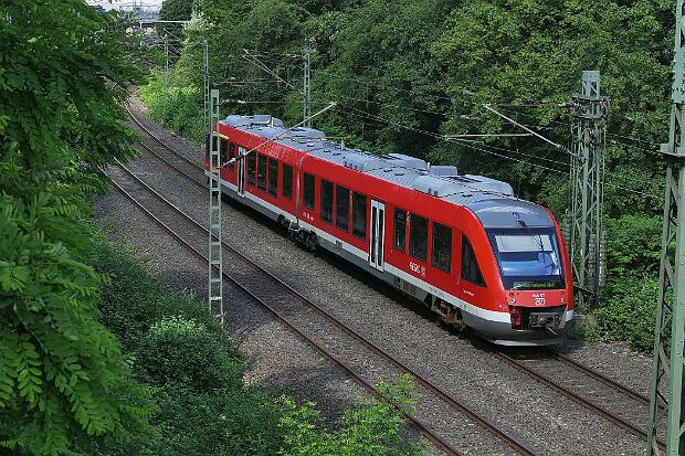648 107