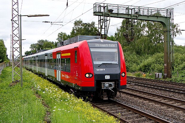 4 Elektro-Triebwagen