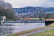 1986-22-017 Arnsberg Altes Feld Im April 1986 fand eine Bereisung durch die Bahnaufsicht auf der RLG-Strecke Hüsten-Arnsberg statt. Der Generatorwagen Wgm 2311 der WLE wurde von der RLG D66...