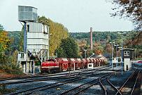 1990-x005605 Warstein Tagesfahrt zur WLE: im alten Bahn Warstein gibt es noch eine Verladestelle, die aber kaum noch genutzt wird.