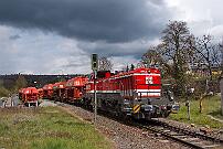 2021-05-06-032 Warstein Fototour zur WLE: WLE 56 mit leerem Steinzug auf dem Weg nach Warstein.