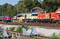 2024-09-01-007 Warstein 40 Jahre Eisenbahnfreunde Warstein mit Sonderfahrten. Hier startet die V200 zum Lohbusch.