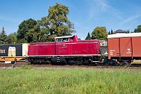 2024-09-01-017 Warstein 40 Jahre Eisenbahnfreunde Warstein mit Sonderfahrten. Hier startet die V200 zum Lohbusch.
